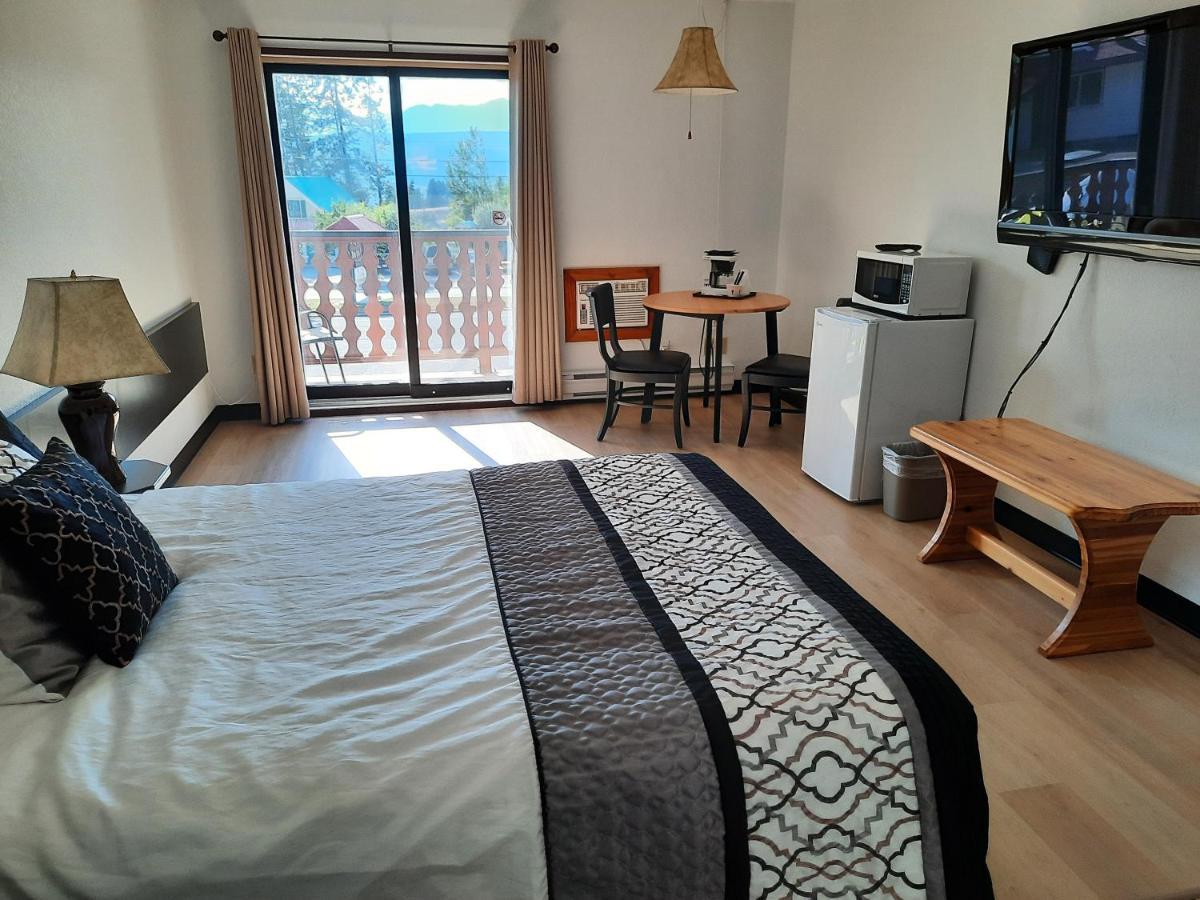 Alpen 3* Radium Hot Springs